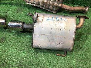 Muffler canisters И средняя часть SUBARU EXIGA OEM 44300AJ090, 44300AJ080, 44200YC010 YA5 2009 EJ205 AT