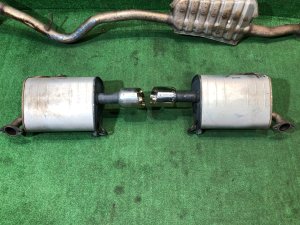 Muffler canisters И средняя часть SUBARU EXIGA OEM 44300AJ090, 44300AJ080, 44200YC010 YA5 2009 EJ205 AT