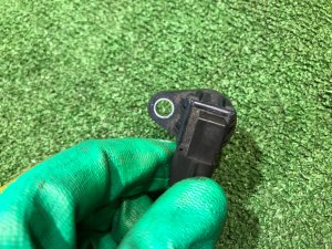 Camshaft position sensor SUBARU EXIGA OEM 22056AA140 YA5 2009 EJ205 AT
