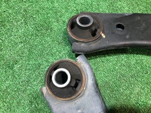 Front control arms SUBARU EXIGA OEM 20202SC011, 20202SC001 YA5 SH5 2009 EJ205 AT