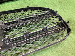 Решетка радиатора MERCEDES-BENZ GLS-CLASS X167 OEM A1678881100 X167