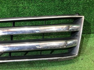 Решетка радиатора 2й рестайлинг 2005-2007г TOYOTA LAND CRUISER 100 OEM 53101-60260, 53101-60967 J100