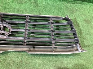 中网 TLC J100 до рест 1998-2002г TOYOTA LAND CRUISER 100 OEM 53111-60350 J100