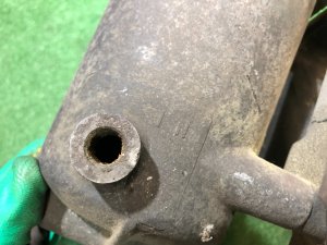 机油滤清器 центробежный в сборе ISUZU GIGA OEM 1-13200-835-0 CXZ82K1D 2007 12PE1