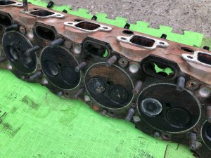 左气缸盖 с коромыслом! ISUZU GIGA OEM 1-11110-833-0 CXZ82K1D 2007 12PE1