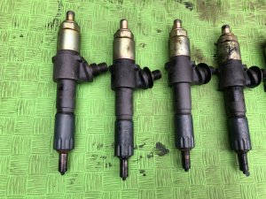 Форсунки +стаканы ISUZU GIGA OEM 1-15300-406-0, 105118-8090 CXZ82K1D 2007 12PE1