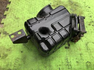 节气门 с резонатором ISUZU GIGA OEM 1-14210-184-1, 1-14230-143-0, 1-14230-152-0 CXZ82K1D 2007 12PE1