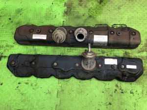 Клапанные крышки 1-11211-477-1, 1-11211-478-1 ISUZU GIGA