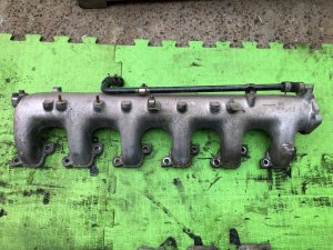 Впускной коллектор ISUZU GIGA OEM 1-12211-536-0, 1-12211-535-0 CXZ82K1D 2007 12PE1