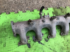 Впускной коллектор ISUZU GIGA OEM 1-12211-536-0, 1-12211-535-0 CXZ82K1D 2007 12PE1