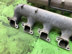 Впускной коллектор ISUZU GIGA OEM 1-12211-536-0, 1-12211-535-0 CXZ82K1D 2007 12PE1