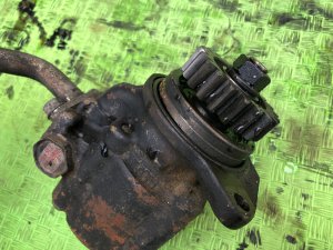 Насос ГУР ISUZU GIGA OEM 1-19500-512-0, 1-19500-561-2 CXZ82K1D 2007 12PE1