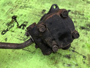 Насос ГУР ISUZU GIGA OEM 1-19500-512-0, 1-19500-561-2 CXZ82K1D 2007 12PE1