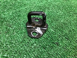 Петля багажника SUBARU LEGACY OEM 63264AG000 BP5 2004 BLACK 32J