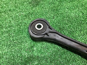 Подушка акпп верхняя SUBARU EXIGA OEM 41040FE000 YA5 2009 EJ205 AT