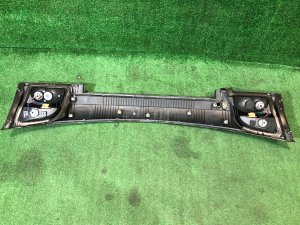 Стоп планка SUBARU LEGACY OEM 84251AE000 BH5 2002