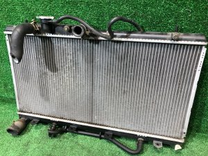 Радиатор двигателя SUBARU LEGACY OEM 45111AE060 BEE 2003 EZ30 AT