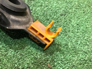 Держатель капота SUBARU LEGACY OEM 57255AE010 BEE 2003 SILVER 01G