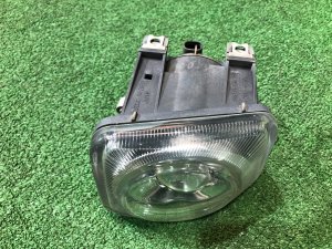 Фара противотуманная правая 84501AE180 SUBARU LEGACY