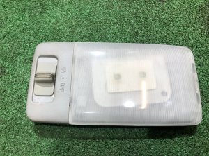 Плафон салона центральный 84601AA042MS SUBARU LEGACY