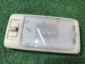 Плафон салона центральный 84601AE000GF SUBARU LANCASTER
