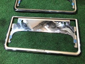 Номерные рамки TOYOTA PRIUS OEM 08407-00710 ZVW30 2012 SILVER 1F7