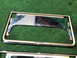 Номерные рамки TOYOTA PRIUS OEM 08407-00710 ZVW30 2012 SILVER 1F7