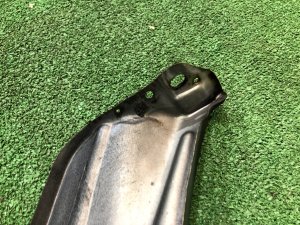 Крепление переднего бампера правое SUBARU LEGACY GRAND WAGON OEM 57724AC252 BG9 1996 green 5V5