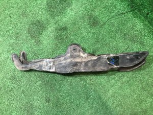 Уплотнители передних крыльев SUBARU LEGACY OEM 57120AE001, 57120AE011 BE5 2000 WHITE 51E