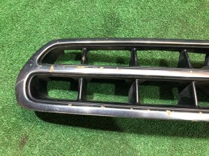 Решетка радиатора SUBARU LANCASTER OEM 91121AE160 BH9 1998 BEIGE 8L5