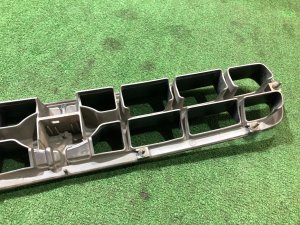 Решетка радиатора SUBARU LANCASTER OEM 91121AE160 BH9 1998 BEIGE 8L5