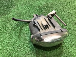 Фара противотуманная правая SUBARU LEGACY OEM 84501AE180 BE5 2002