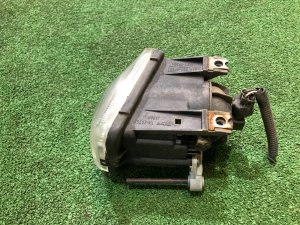 Фара противотуманная левая SUBARU LEGACY OEM 84501AE190 BE5 2002
