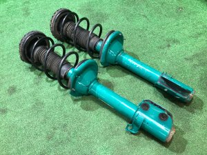 Стойки задние SUBARU FORESTER OEM 20360FC230, 20360FC220 SF9 SF5 1999 EJ254 AT