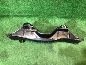 Балка задняя SUBARU FORESTER OEM 20151FA112 SF5 1997 EJ20G AT