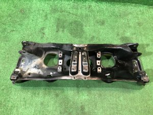Travessa dianteira SUBARU FORESTER OEM 20100FA010 SF5 1997 EJ20G AT