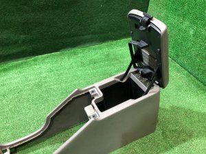 Бардачок подлокотник SUBARU FORESTER OEM 92060FC000ND SF5 1997 SILVER 406