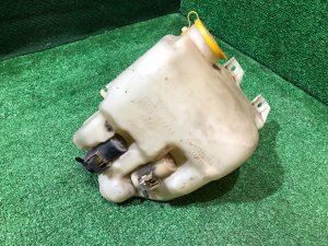 Depósito del limpiaparabrisas SUBARU FORESTER OEM 86610FC000 SF5 1997 EJ20G AT