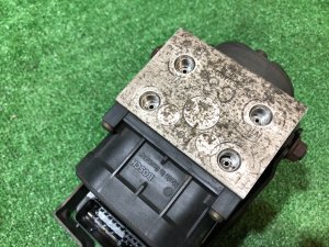 Блок abs SUBARU FORESTER OEM 27539AC030 SF5 1997 EJ20G AT