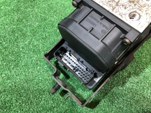 Блок abs SUBARU FORESTER OEM 27539AC030 SF5 1997 EJ20G AT