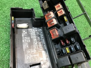 Fuse box SUBARU FORESTER OEM 82231FC000 SF5 1997 EJ20G AT