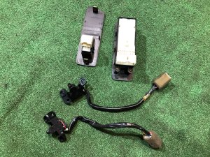 Window control module SUBARU FORESTER OEM 83081FC020, 83081FC030, 83081FC060 SF5 1997 EJ20G AT