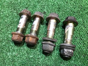 Болты развальные передние 20540AA090, 20540AA100 SUBARU FORESTER