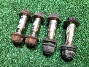 Болты развальные передние SUBARU FORESTER OEM 20540AA090, 20540AA100 SF5 1997 EJ20G AT