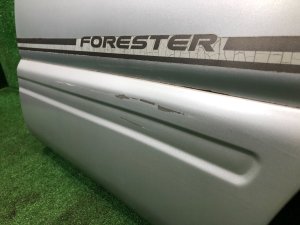 Porta traseira esquerda SUBARU FORESTER OEM 61401FC010 SF5 1997 SILVER 406
