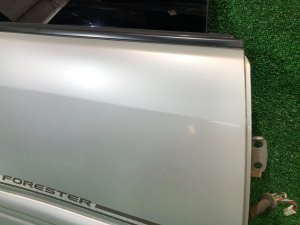 Porta traseira direita SUBARU FORESTER OEM 61401FC000 SF5 1997 SILVER 406