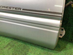 Porta traseira direita SUBARU FORESTER OEM 61401FC000 SF5 1997 SILVER 406