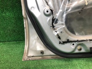 Left front door SUBARU FORESTER OEM 61101FC010 SF5 1997 SILVER 406