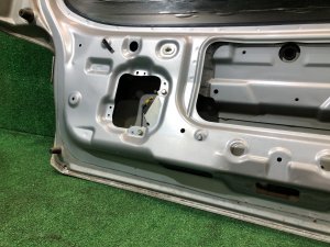 Дверь пятая SUBARU FORESTER OEM 61701FC010 SF5 1997 SILVER 406