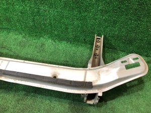 Rear bumper reinforcement SUBARU FORESTER OEM 57760FC220 SF5 1997 SILVER 406
